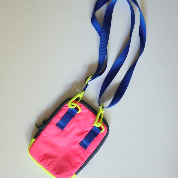 LULULEMON neon crossbody bag - Picture 5 of 9